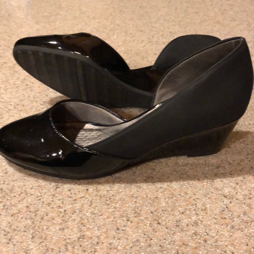 Lifestride Black Patent wedge heels